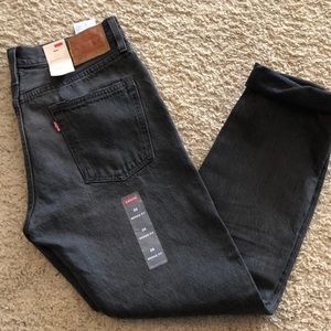 Levi’s size 28 wedgie fit